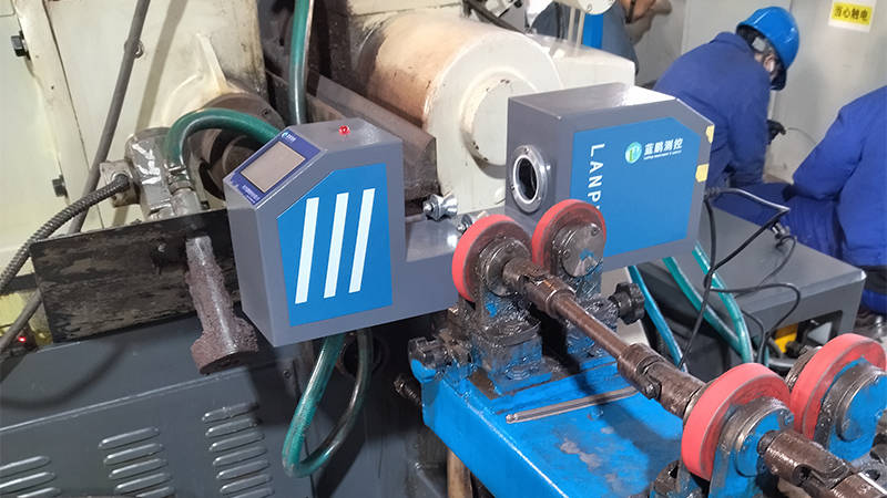 如何降低被测物跳动对单路测径仪的影响?