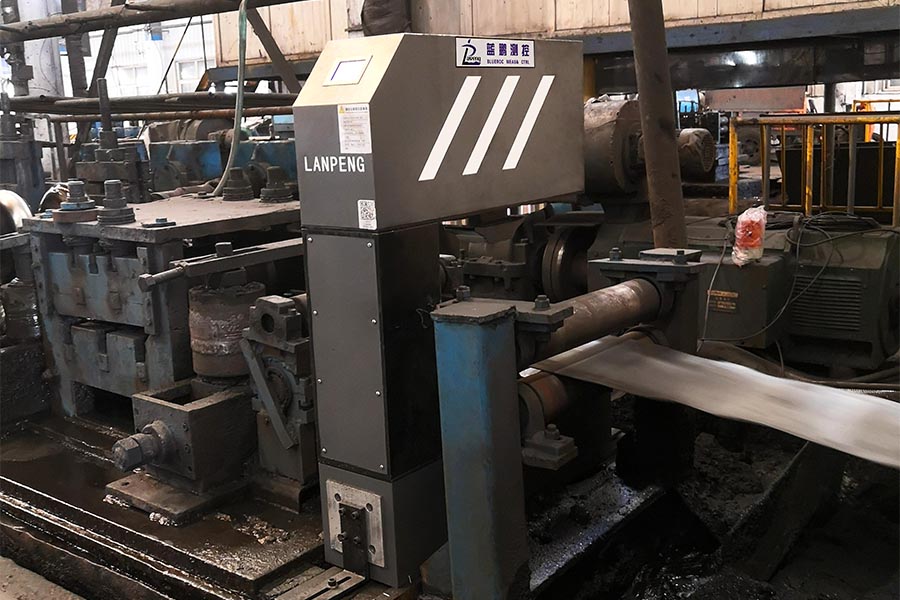 【案例分享】直击抖成“波浪”的带钢宽度在线检测现场!