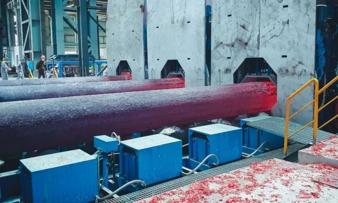 世界首条1300mm连铸圆坯全数智化生产线在承德建龙一次热试成功_COPY