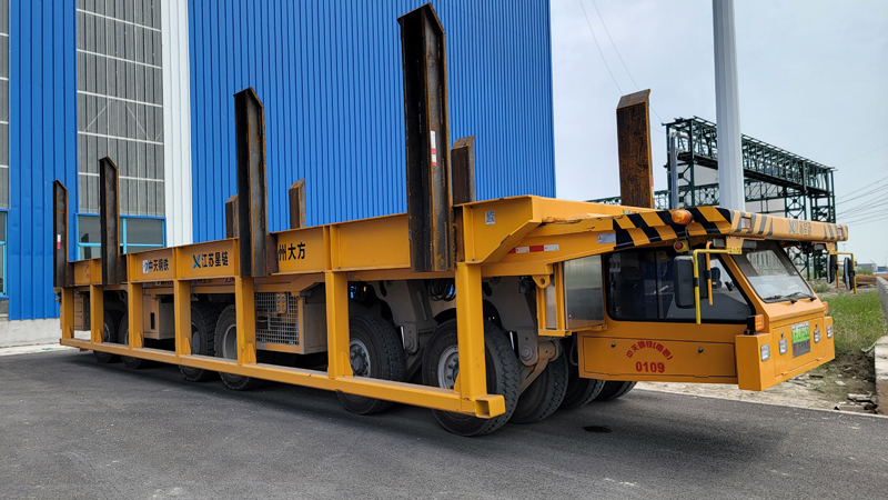 中天南通公司投用首批成品转运新能源车