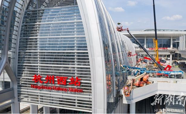 华东公司 为杭州机场轨道快线开通运营贡献“鞍钢力量”