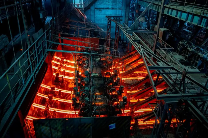 方大九钢成功研发φ36毫米规格直条螺纹钢筋