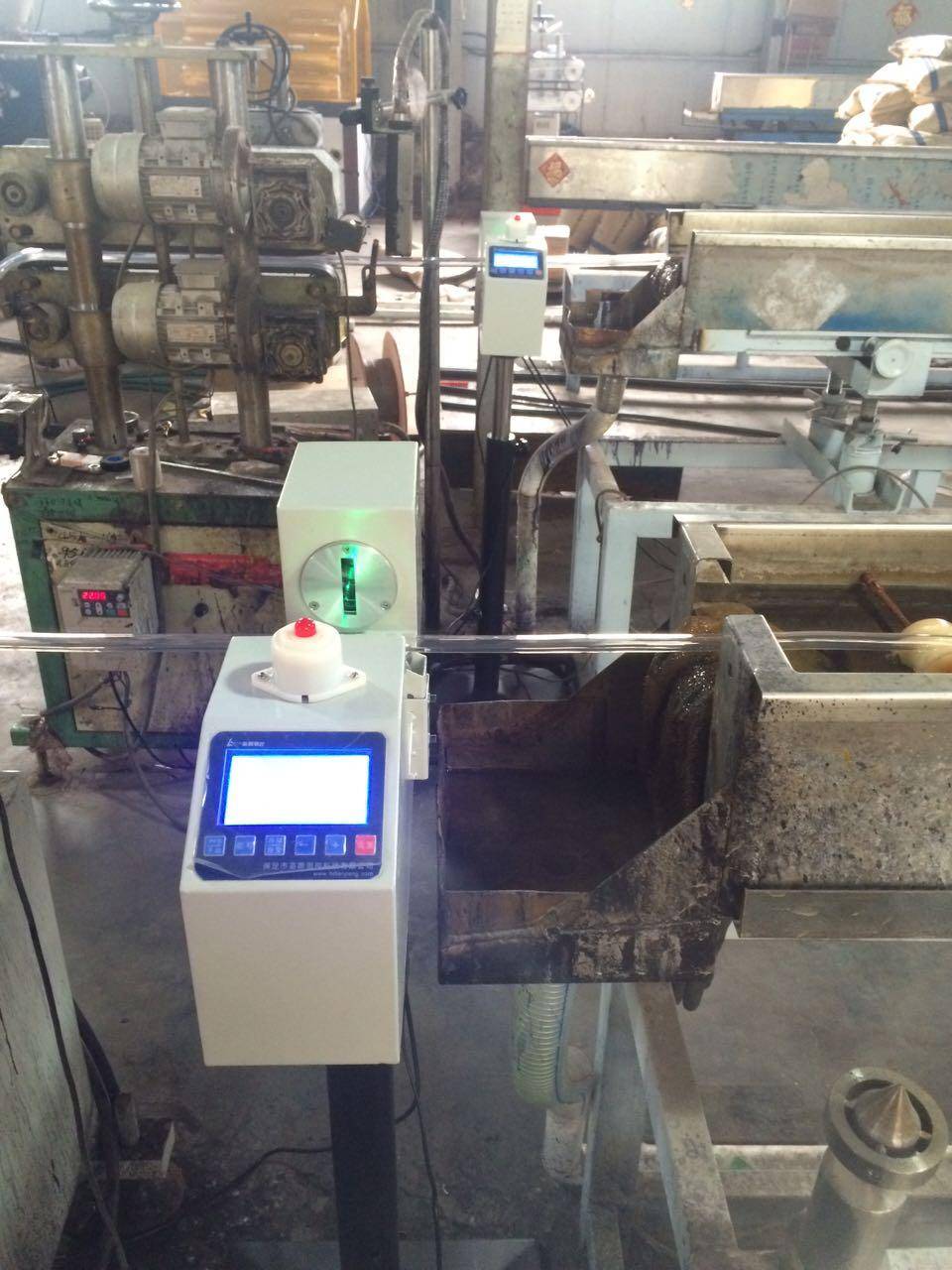 激光测径仪在胶管生产中扮演着什么角色?