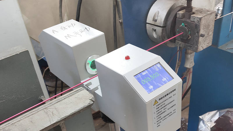 JG01-SG系列测径仪在高温环境下的精度如何?